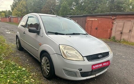 Ford Fiesta, 2003 год, 229 000 рублей, 2 фотография