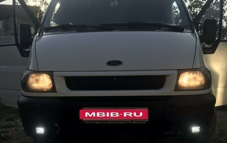 Ford Tourneo Connect I, 2002 год, 1 150 000 рублей, 21 фотография