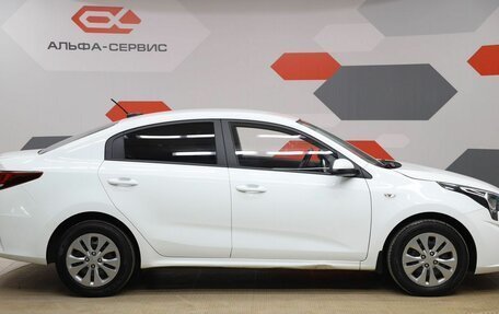 KIA Rio IV, 2020 год, 1 620 000 рублей, 4 фотография