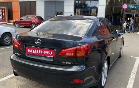 Lexus IS II рестайлинг 2, 2008 год, 1 450 000 рублей, 4 фотография