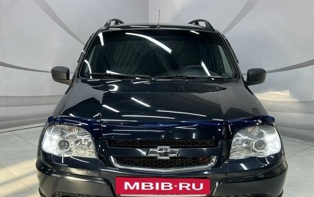 Chevrolet Niva I рестайлинг, 2011 год, 598 000 рублей, 2 фотография