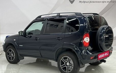 Chevrolet Niva I рестайлинг, 2011 год, 598 000 рублей, 5 фотография