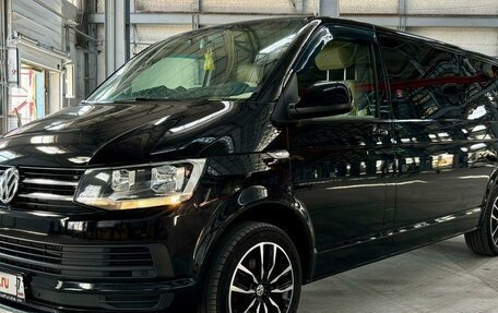 Volkswagen Multivan T6 рестайлинг, 2019 год, 6 750 000 рублей, 16 фотография