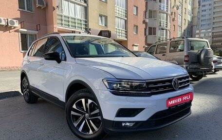 Volkswagen Tiguan II, 2019 год, 3 100 000 рублей, 2 фотография