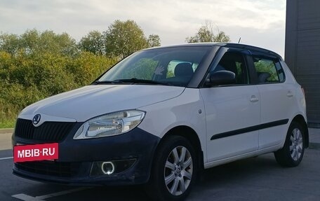 Skoda Fabia II, 2013 год, 630 000 рублей, 2 фотография