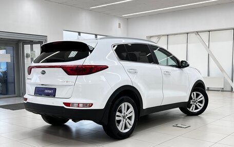 KIA Sportage IV рестайлинг, 2018 год, 2 290 000 рублей, 2 фотография