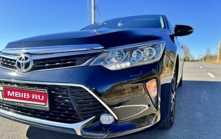 Toyota Camry, 2017 год, 2 300 000 рублей, 11 фотография