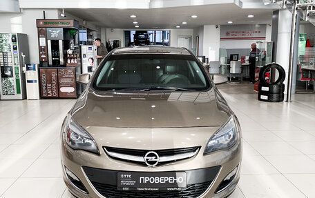 Opel Astra J, 2013 год, 900 000 рублей, 2 фотография