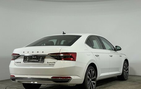 Skoda Superb III рестайлинг, 2024 год, 4 500 000 рублей, 5 фотография