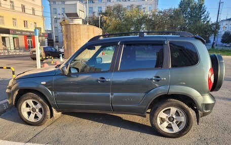 Chevrolet Niva I рестайлинг, 2018 год, 999 000 рублей, 1 фотография