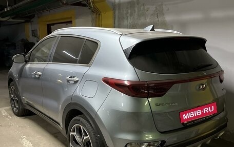 KIA Sportage IV рестайлинг, 2018 год, 2 700 000 рублей, 4 фотография