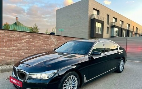 BMW 7 серия, 2017 год, 3 365 000 рублей, 9 фотография