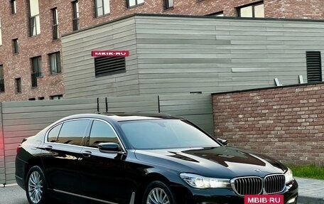 BMW 7 серия, 2017 год, 3 365 000 рублей, 10 фотография