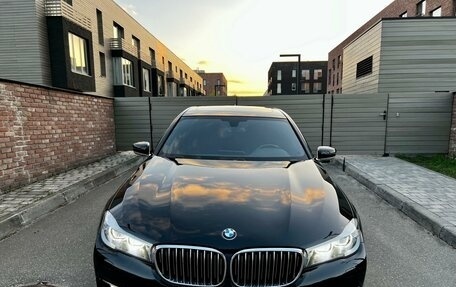 BMW 7 серия, 2017 год, 3 365 000 рублей, 3 фотография