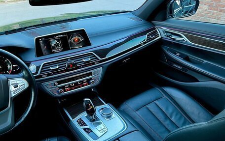 BMW 7 серия, 2017 год, 3 365 000 рублей, 34 фотография