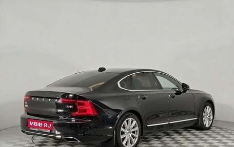 Volvo S90 II рестайлинг, 2017 год, 2 970 000 рублей, 5 фотография