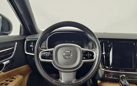 Volvo S90 II рестайлинг, 2017 год, 2 970 000 рублей, 13 фотография