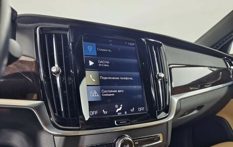 Volvo S90 II рестайлинг, 2017 год, 2 970 000 рублей, 15 фотография