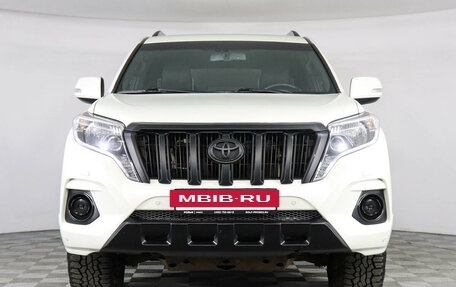 Toyota Land Cruiser Prado 150 рестайлинг 2, 2016 год, 4 199 000 рублей, 2 фотография