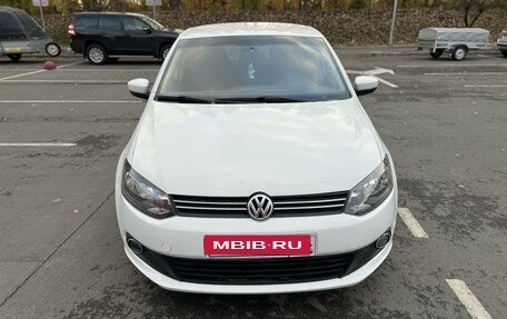 Volkswagen Polo VI (EU Market), 2014 год, 680 000 рублей, 2 фотография