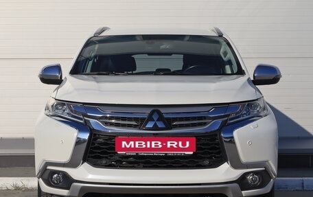 Mitsubishi Pajero Sport III рестайлинг, 2017 год, 3 100 000 рублей, 6 фотография