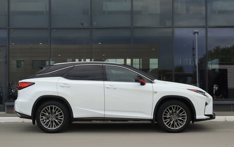 Lexus RX IV рестайлинг, 2016 год, 4 400 000 рублей, 3 фотография