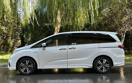 Honda Odyssey IV, 2021 год, 3 000 000 рублей, 3 фотография