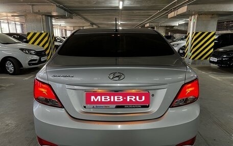 Hyundai Solaris II рестайлинг, 2015 год, 990 000 рублей, 6 фотография