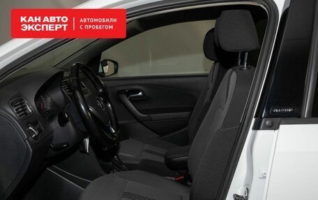 Volkswagen Polo VI (EU Market), 2016 год, 1 265 000 рублей, 6 фотография