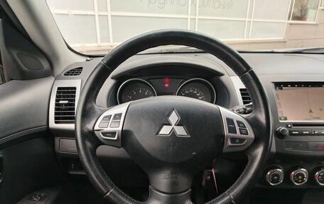 Mitsubishi Outlander III рестайлинг 3, 2011 год, 1 120 000 рублей, 7 фотография