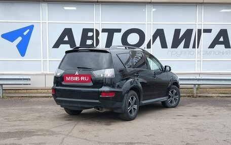 Mitsubishi Outlander III рестайлинг 3, 2011 год, 1 120 000 рублей, 2 фотография