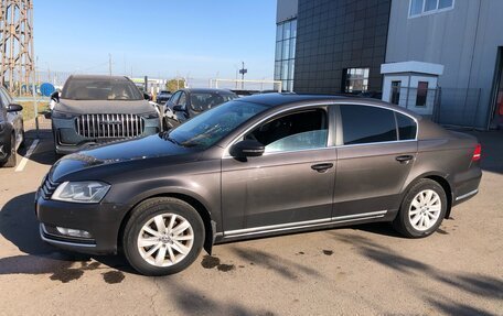 Volkswagen Passat B7, 2011 год, 1 050 000 рублей, 2 фотография