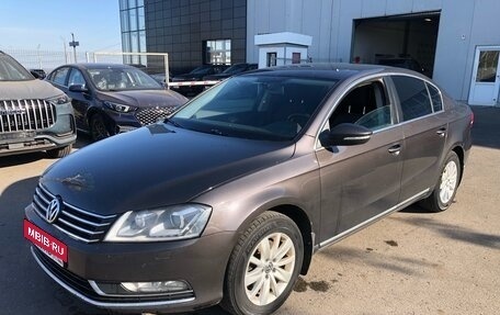 Volkswagen Passat B7, 2011 год, 1 050 000 рублей, 1 фотография