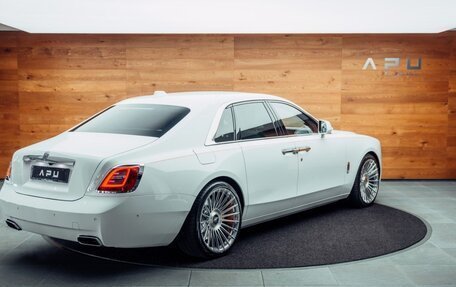 Rolls-Royce Ghost Series II рестайлинг, 2023 год, 57 800 000 рублей, 7 фотография