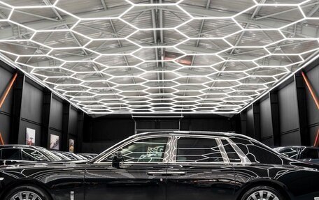 Rolls-Royce Phantom VIII, 2023 год, 80 000 000 рублей, 6 фотография