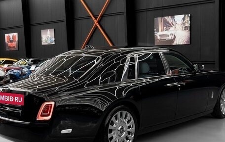 Rolls-Royce Phantom VIII, 2023 год, 80 000 000 рублей, 11 фотография