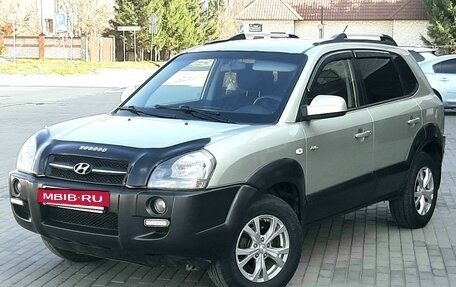 Hyundai Tucson III, 2006 год, 1 050 000 рублей, 2 фотография