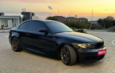 BMW 1 серия, 2008 год, 2 300 000 рублей, 2 фотография