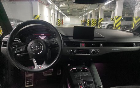 Audi A4, 2018 год, 3 150 000 рублей, 4 фотография