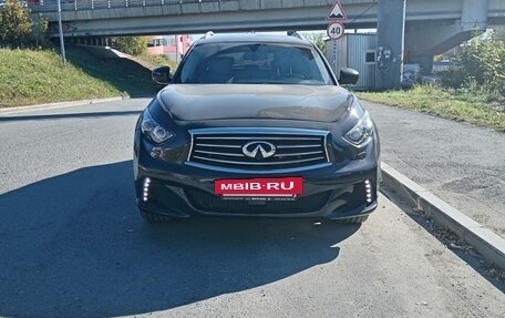 Infiniti FX II, 2012 год, 2 290 000 рублей, 2 фотография