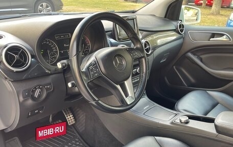 Mercedes-Benz B-Класс, 2012 год, 1 450 000 рублей, 27 фотография