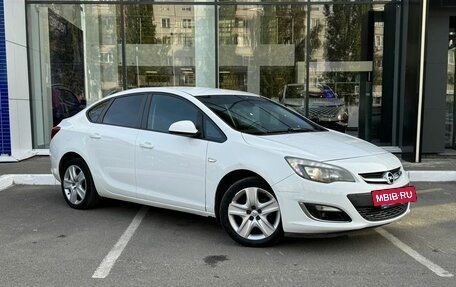 Opel Astra J, 2012 год, 705 000 рублей, 3 фотография