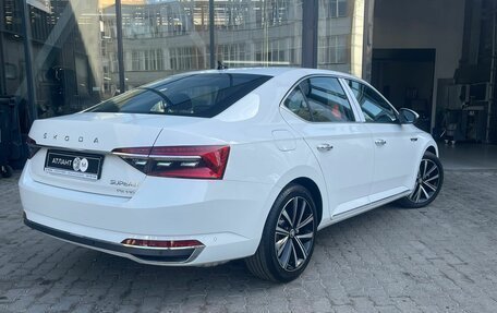 Skoda Superb III рестайлинг, 2024 год, 4 450 000 рублей, 6 фотография