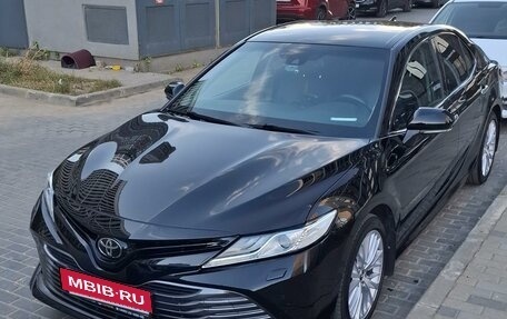 Toyota Camry, 2018 год, 3 800 000 рублей, 1 фотография