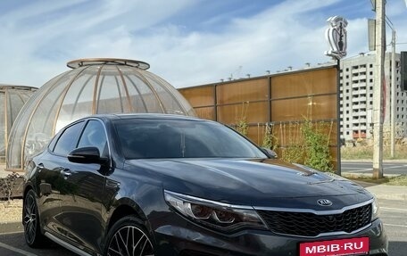 KIA Optima IV, 2018 год, 2 400 000 рублей, 3 фотография