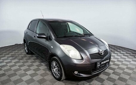 Toyota Yaris III рестайлинг, 2008 год, 715 000 рублей, 3 фотография