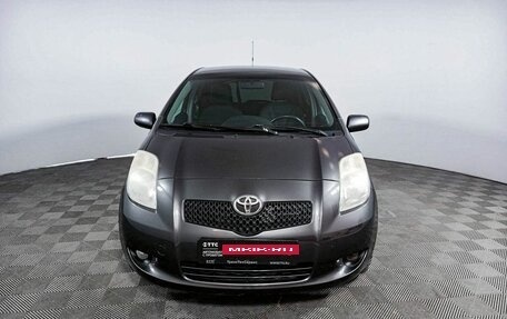 Toyota Yaris III рестайлинг, 2008 год, 715 000 рублей, 2 фотография