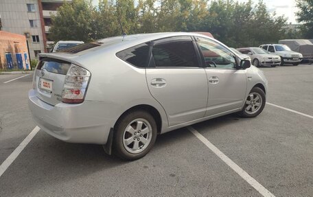 Toyota Prius, 2006 год, 750 000 рублей, 22 фотография