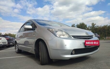 Toyota Prius, 2006 год, 750 000 рублей, 21 фотография