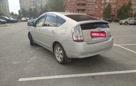 Toyota Prius, 2006 год, 750 000 рублей, 34 фотография